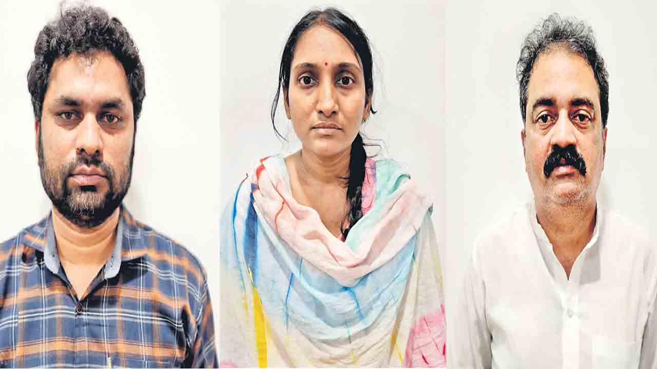 సబ్సిడీ గొర్రెలు ఇప్పిస్తానని 8 కోట్లు వసూలు