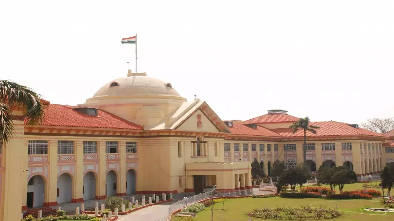 ఇది సినిమా హాల్‌ అనుకుంటున్నారా?