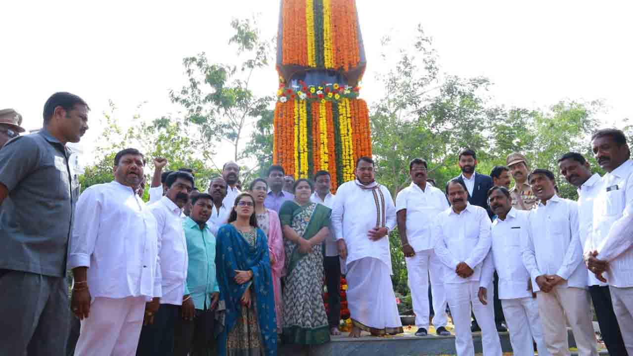 సంక్షేమంలో తెలంగాణే ఆదర్శం : స్పీకర్ పోచారం