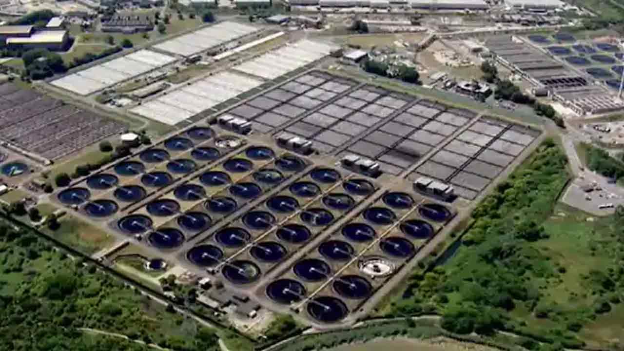 Polio Virus | మురుగునీటిలో పోలియో వైర‌స్‌.. 40 ఏళ్ల‌లో మొద‌టిసారి క‌నిపించ‌డంతో యూకే అప్ర‌మ‌త్తం!!