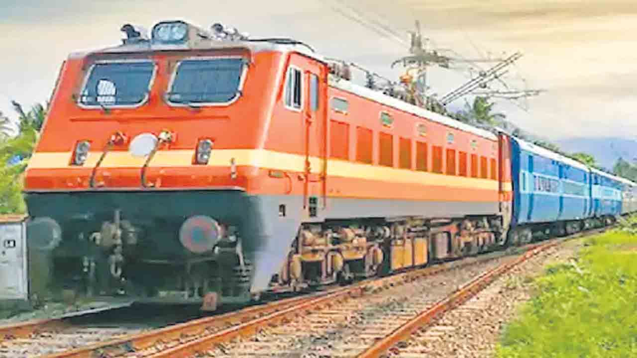 3 నెలల్లో 9 వేల రైళ్లు రద్దు
