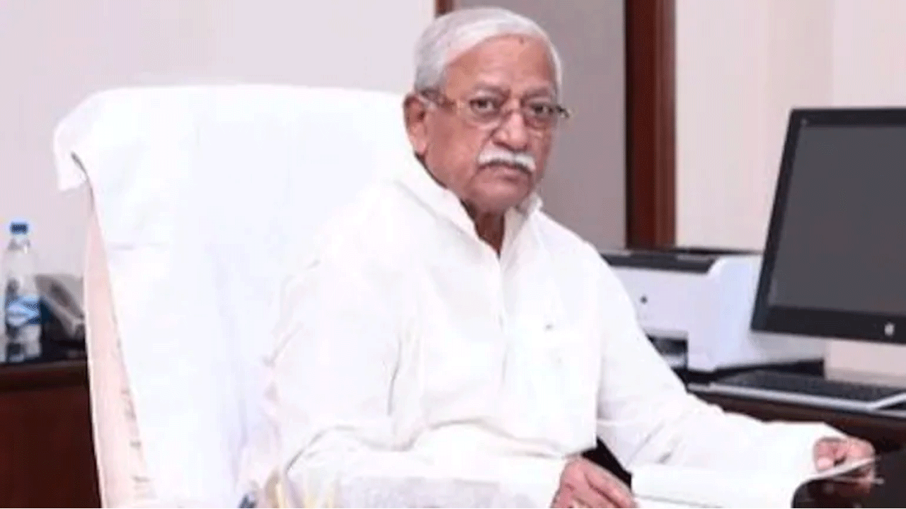 క‌ర్నాట‌క‌లో ముదిరిన చ‌డ్డీ వివాదం : బీజేపీ ఎంపీ వివాదాస్ప‌ద వ్యాఖ్య‌లు