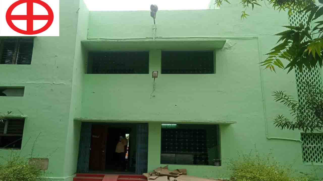 కార్మికులకు కానుక