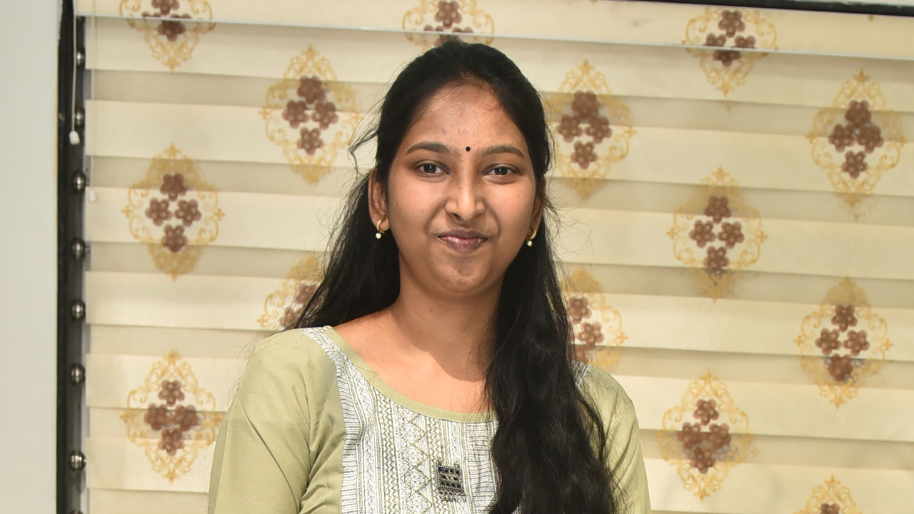 అమ్మ కోస‌మే ఐఏఎస్‌.. ప్రతి ఆడపిల్లకూ స్ఫూర్తినిచ్చే నిజామాబాద్‌ అమ్మాయి కథ