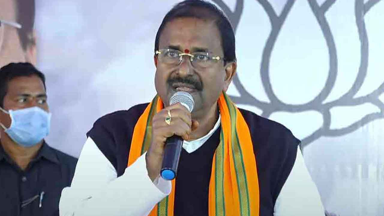 అధికారంలోకి రాగానే రూ.10 వేల కోట్లతో అమరావతి అభివృద్ధి: సోము వీర్రాజు