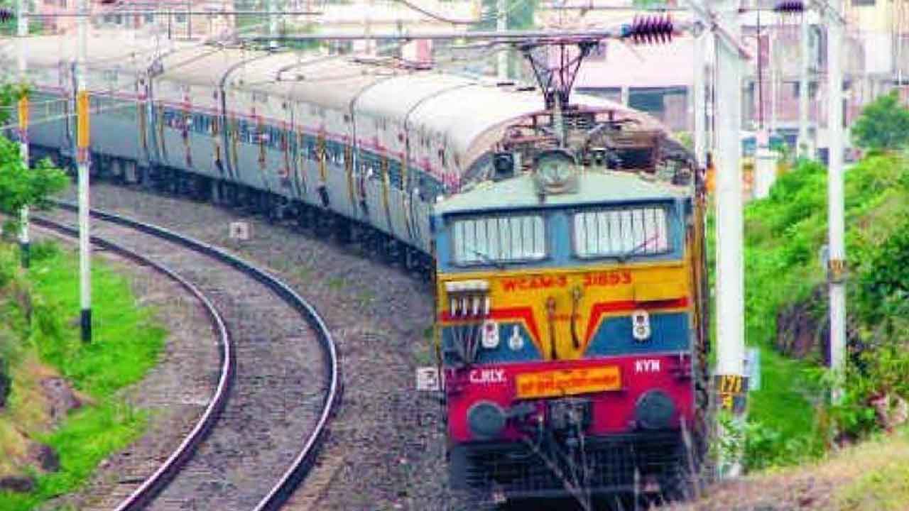 గుంటూరు మీదుగా ప్రత్యేక రైలు : దక్షిణ మధ్య రైల్వే