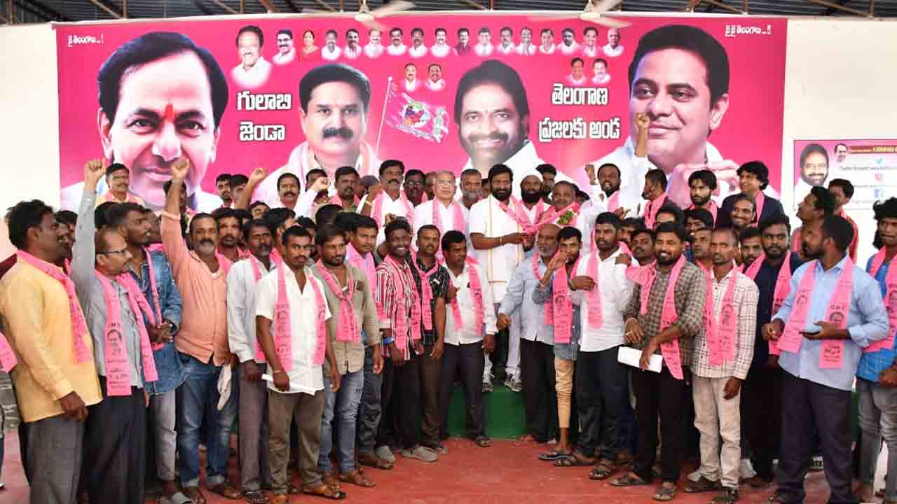 కలిసి ఉంటేనే అభివృద్ధి సాధ్యం : మంత్రి శ్రీనివాస్‌ గౌడ్‌