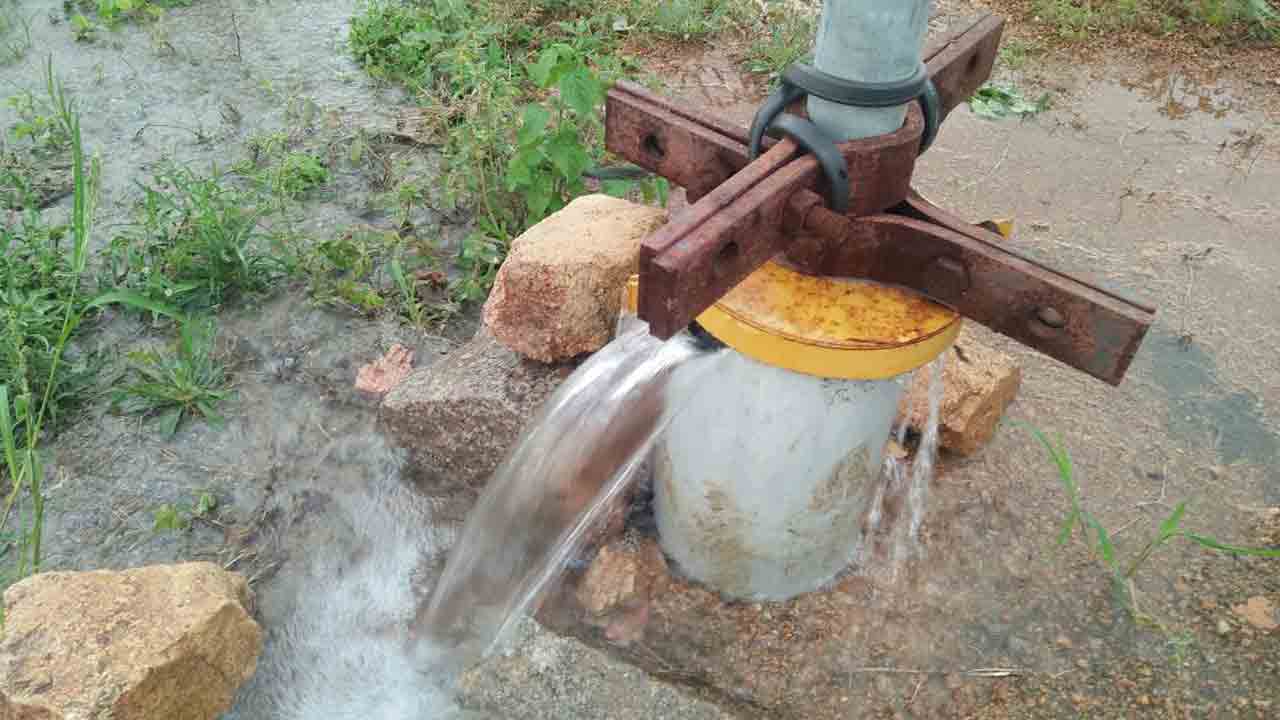 కరువు నేలల్లో జలసిరి