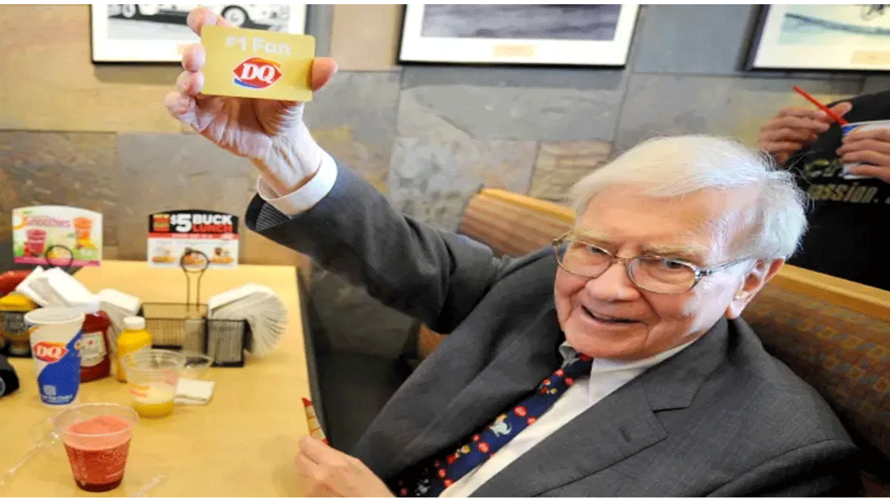 వారెన్ బ‌ఫెట్‌తో ప్రైవేట్ లంచ్ వేలం : 19 మిలియ‌న్ డాల‌ర్లు చెల్లించేందుకు ముందుకొచ్చిన బిడ్డ‌ర్‌!