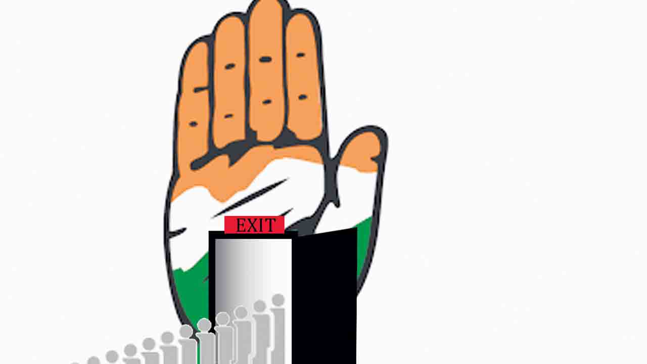 పంజాబ్‌ కాంగ్రెస్‌ ఖాళీ.!