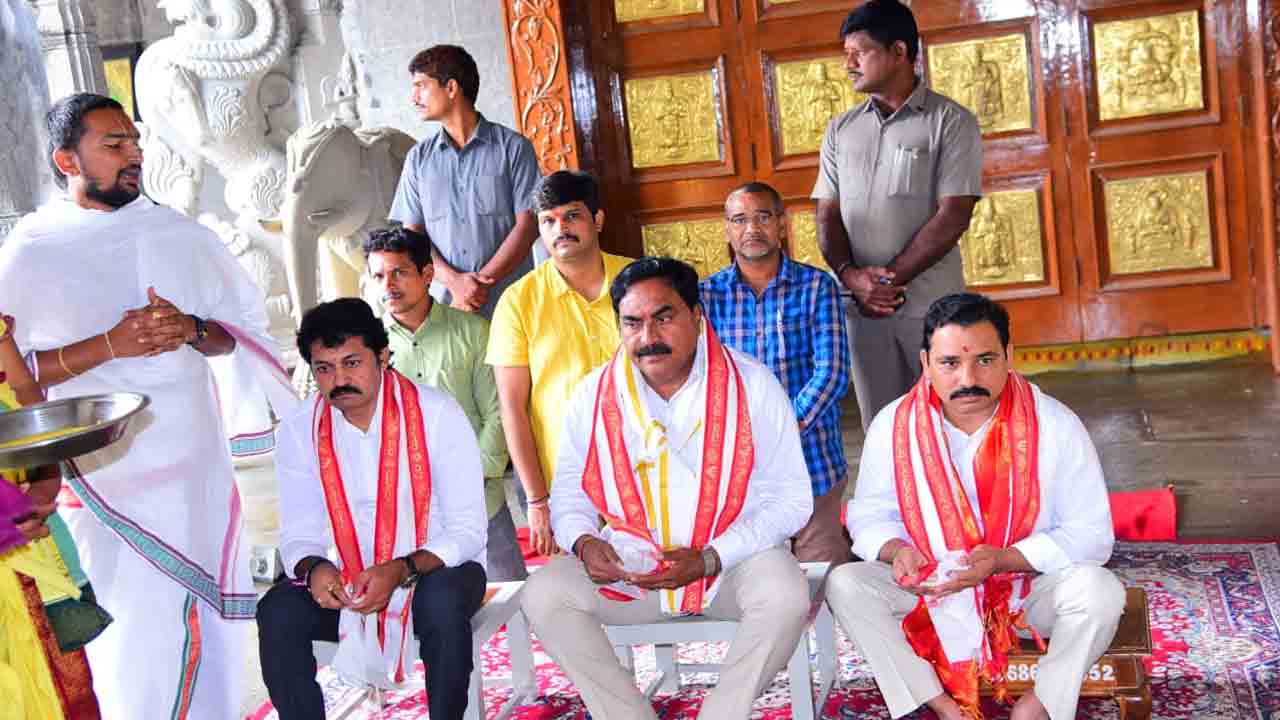 ప్రపంచం అబ్బుర పడేలా యాదాద్రి దేవాలయం : మంత్రి ఎర్రబెల్లి