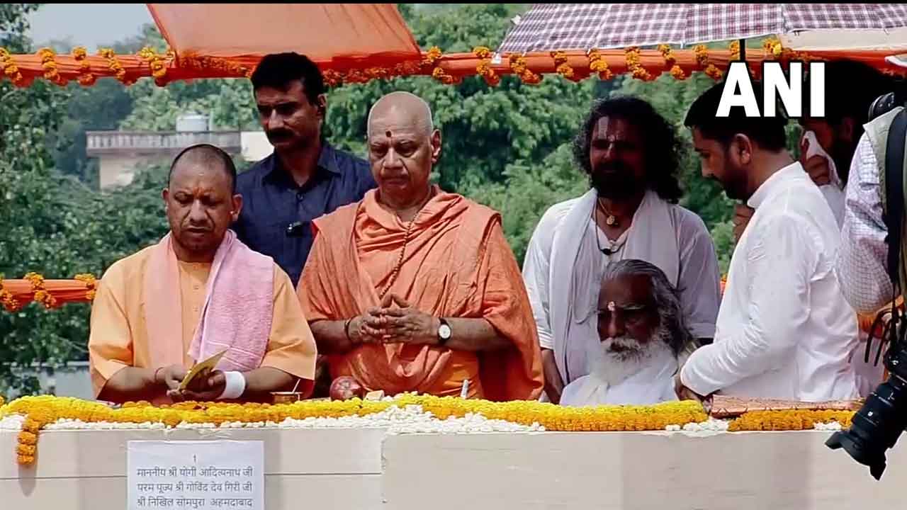అయోధ్య రామాల‌యంలో గ‌ర్భ‌గుడి ప‌నులకు శ్రీకారం