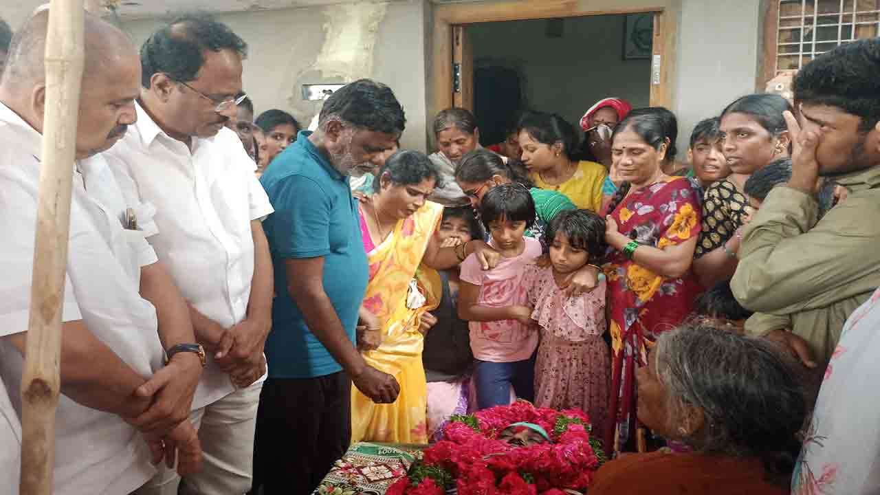 రోడ్డు ప్రమాదంలో ఎంపీటీసీ మృతి