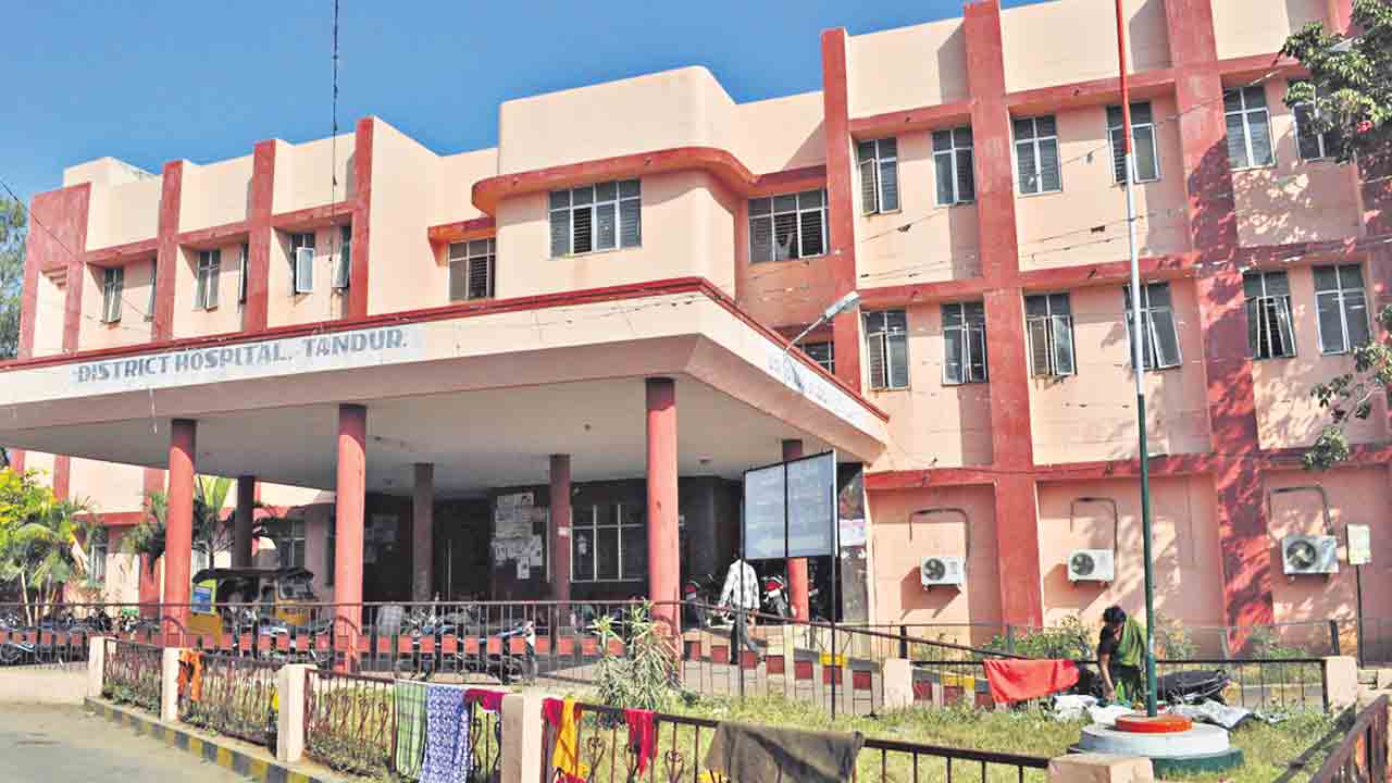 వైద్య సేవలకు అవార్డుల పంట