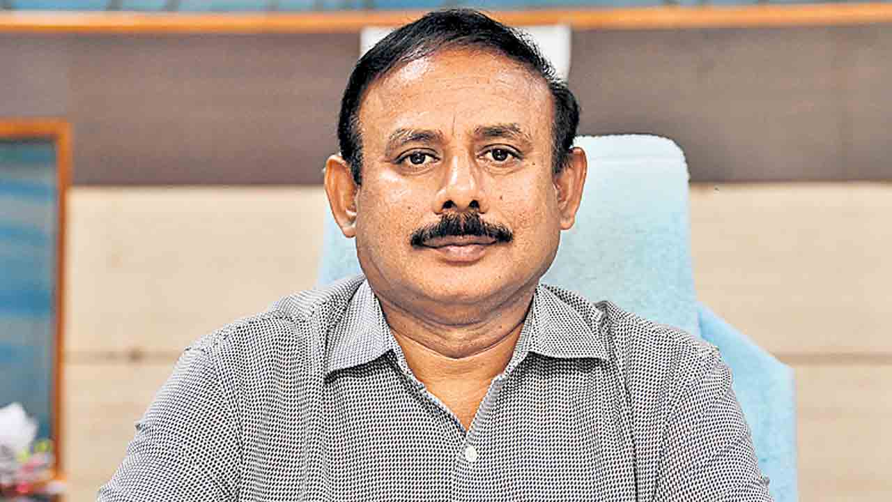 ఇన్‌చార్జి ఈఎన్సీగా హరిరామ్‌