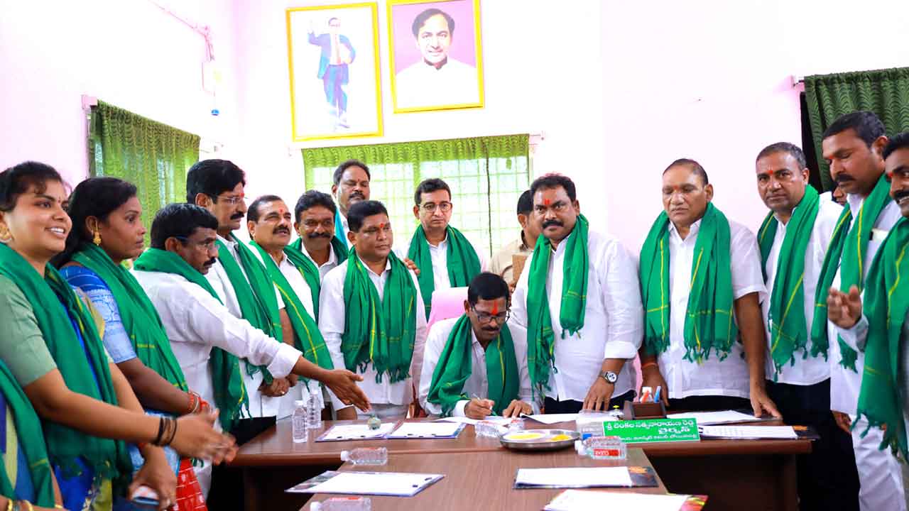 కర్షకులకు అండగా ఉండాలి