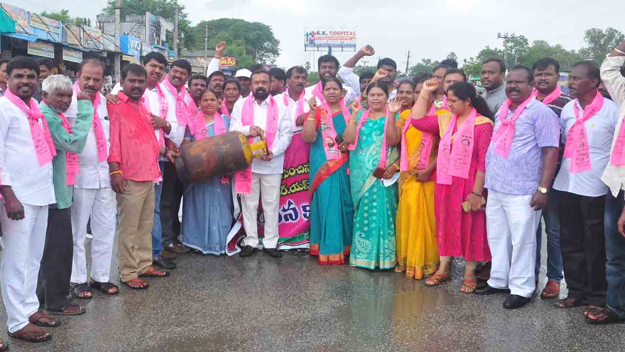 పేదలపై పెనుభారం