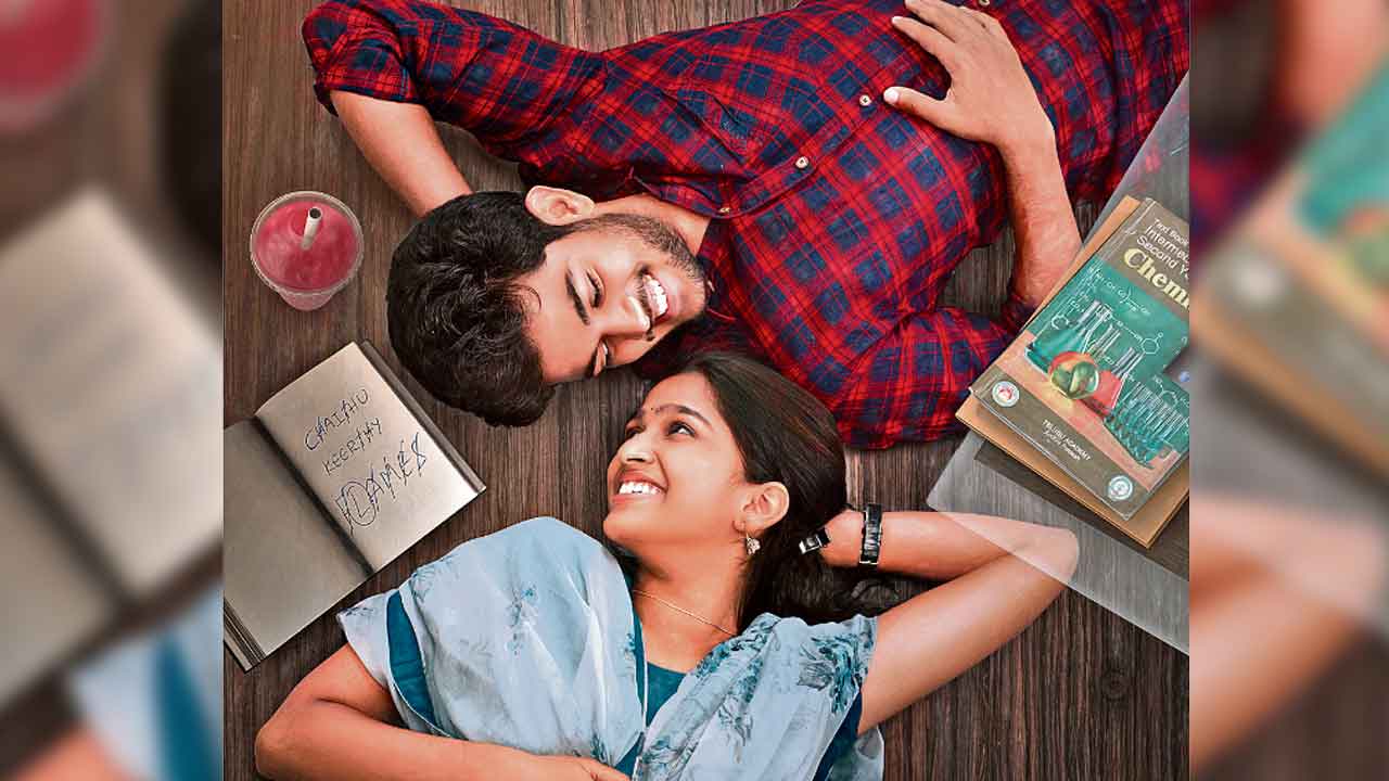 ఫస్ట్డే.. ఫస్ట్షో చూసినట్టుగా..
