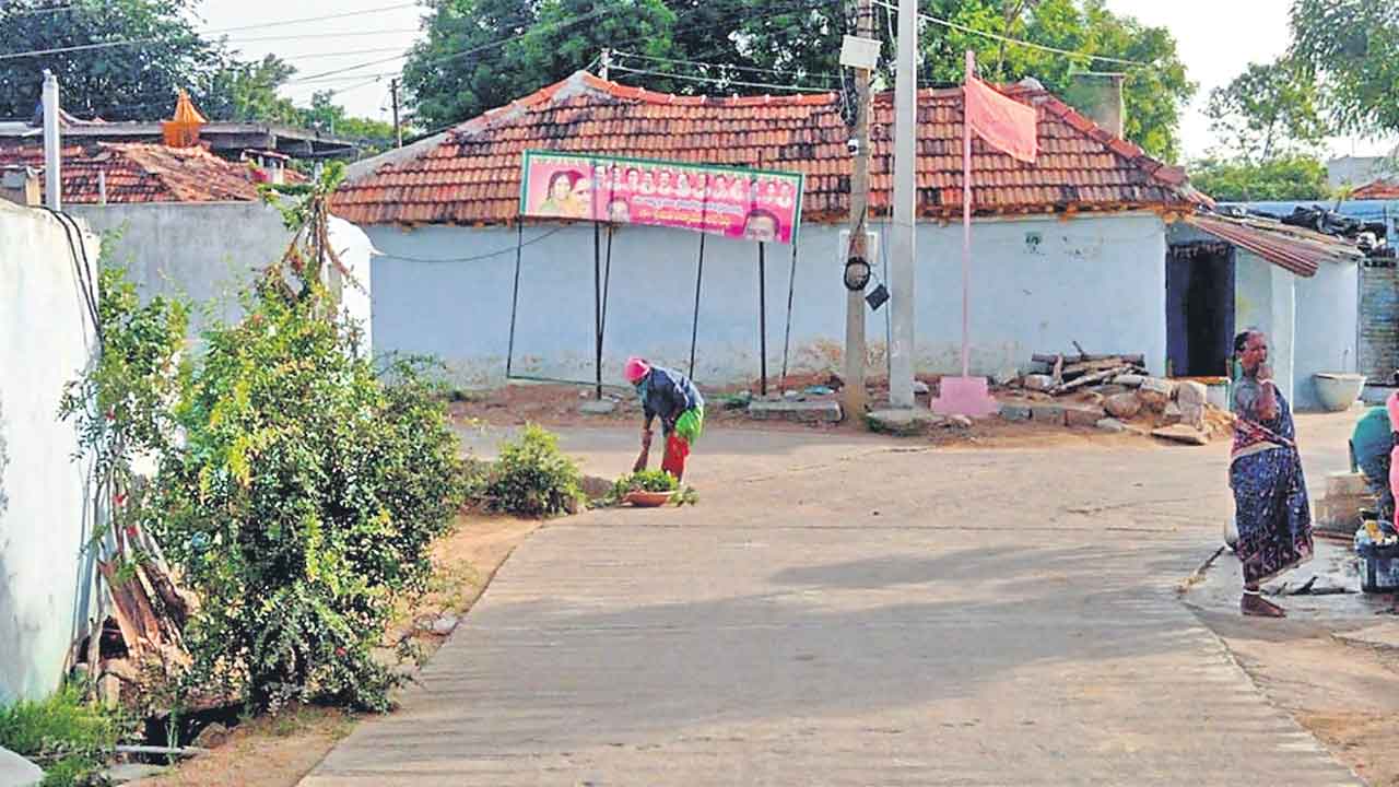 స్వచ్ఛపల్లెగా సుతారిపల్లి