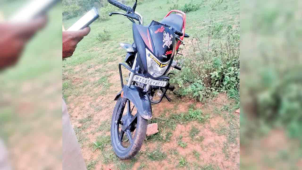 ప్రేమ జంట ఆత్మహత్య