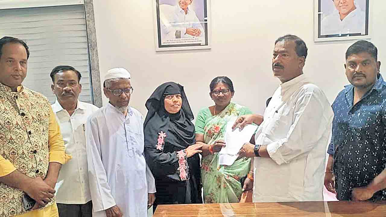 ఆదర్శ నియోజకవర్గంగా తీర్చిదిద్దుతా..