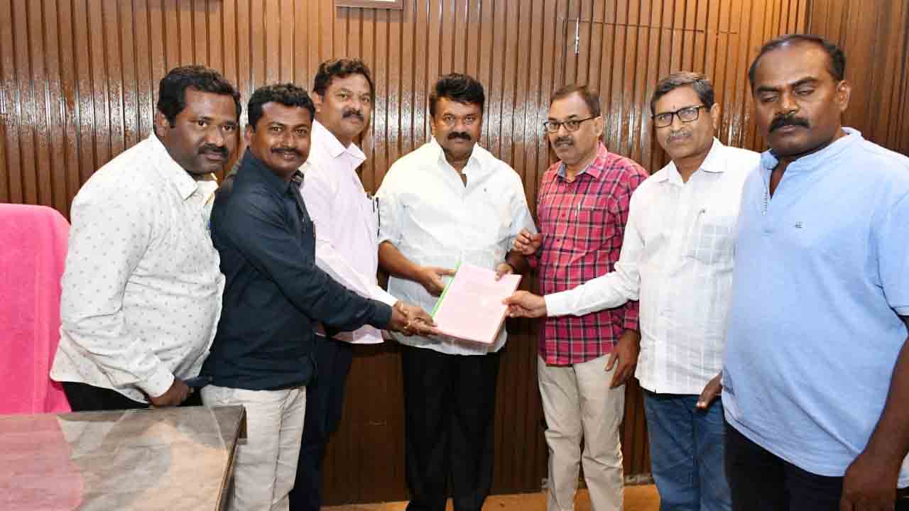 కేజీ కల్చర్‌ యూనిట్ల నిర్వాహకులను ఆదుకోవాలి