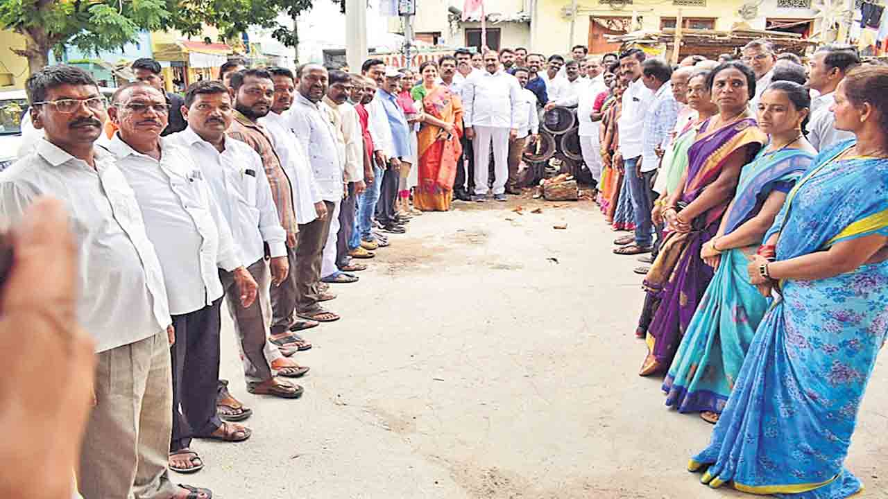 ప్రణాళికాబద్ధంగా ముందుకు..