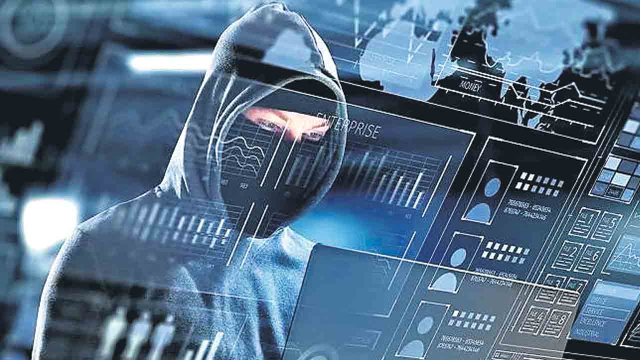 గ్యాస్‌ డెలివరీ బాయ్‌నంటూ..