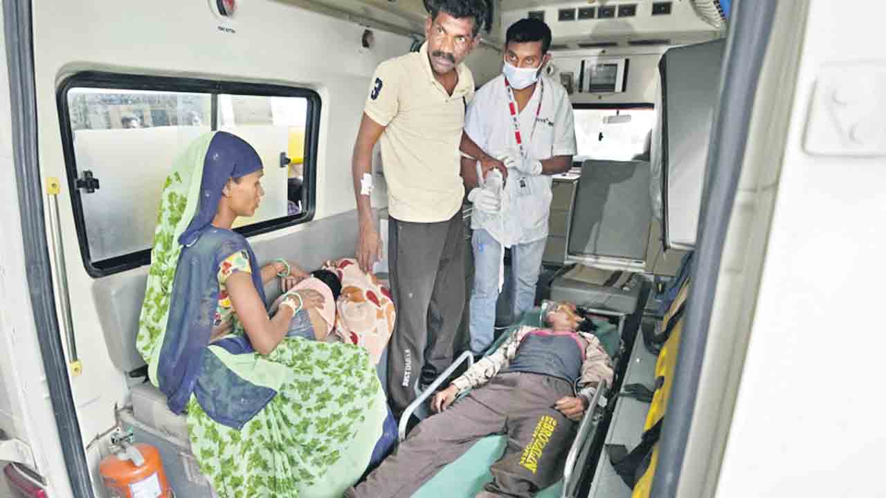 ‘మద్య నిషేధిత’ గుజరాత్‌లో కాటేసిన నాటుసారా