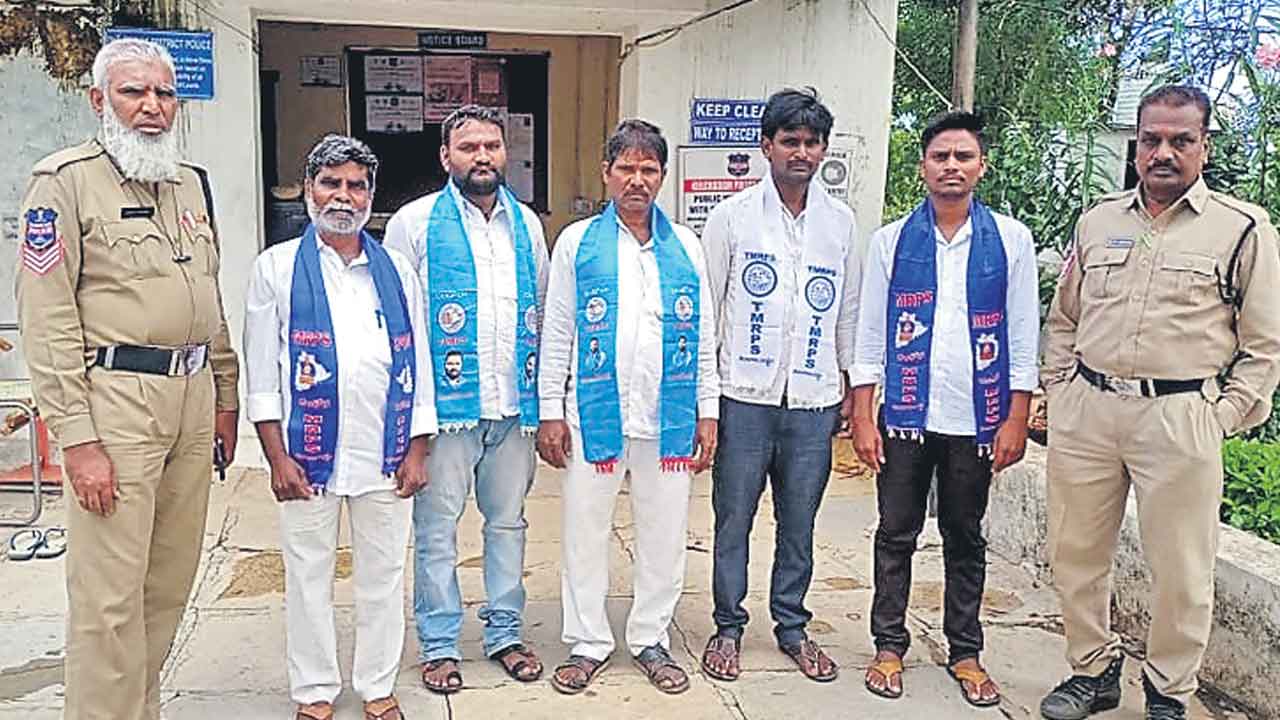 బీజేపీ భూస్థాపితం చేస్తాం