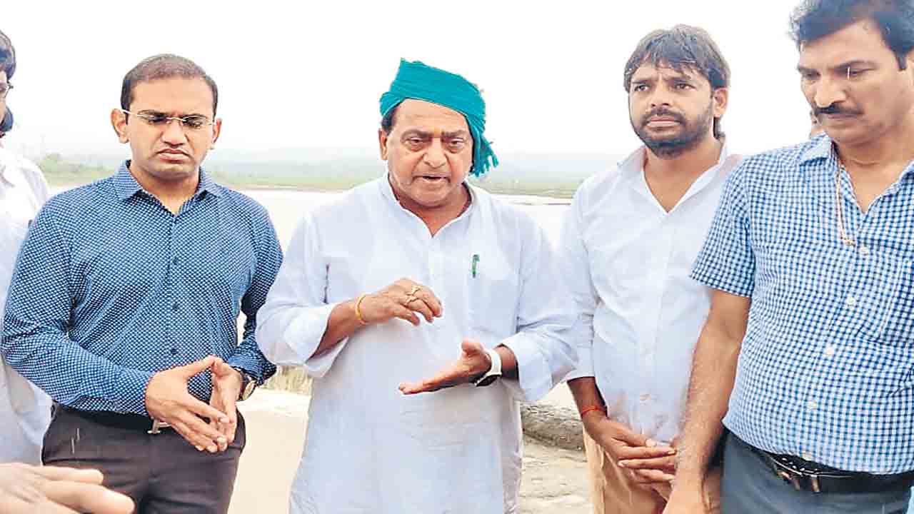 సీఎం కేసీఆర్‌ ప్రశ్నలకు జవాబు ఏదీ మోదీ?