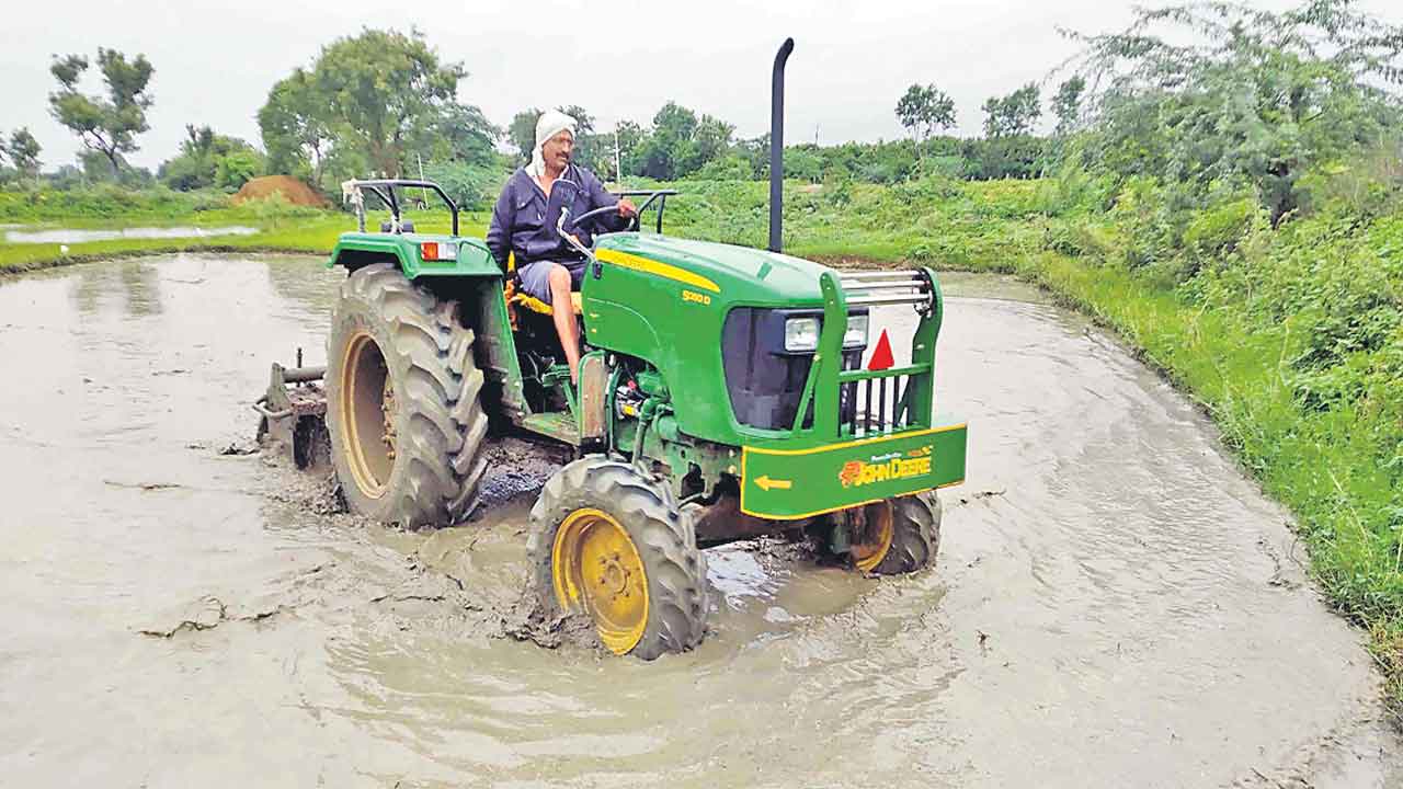 వరి నాట్లకు సన్నహాలు