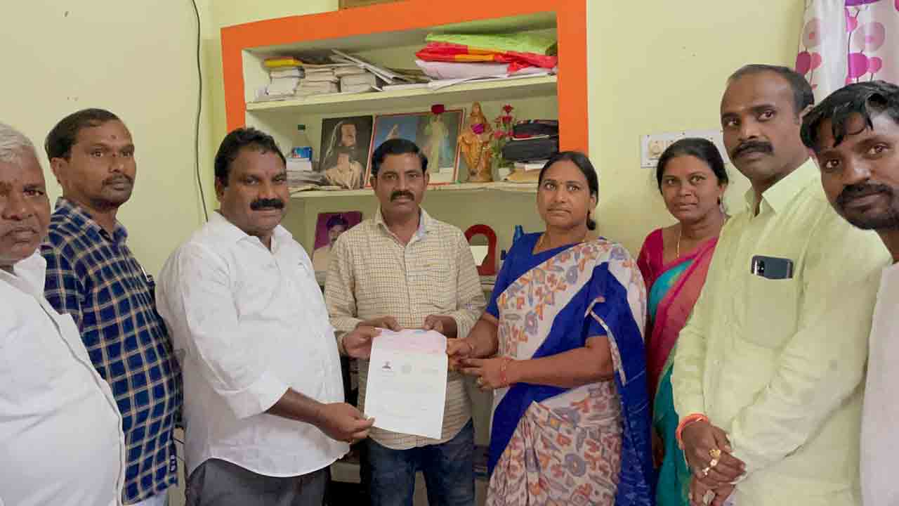 కార్యకర్తలను కాపాడుకుంటా