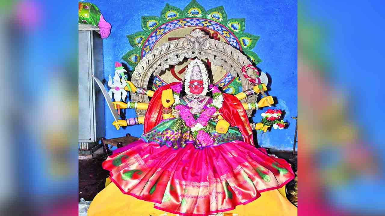 మాత్రా ముద్రా క్రమంలో భద్రకాళి