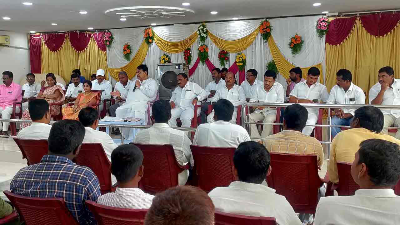 ఏకపక్ష నిర్ణయాలు వద్దు..