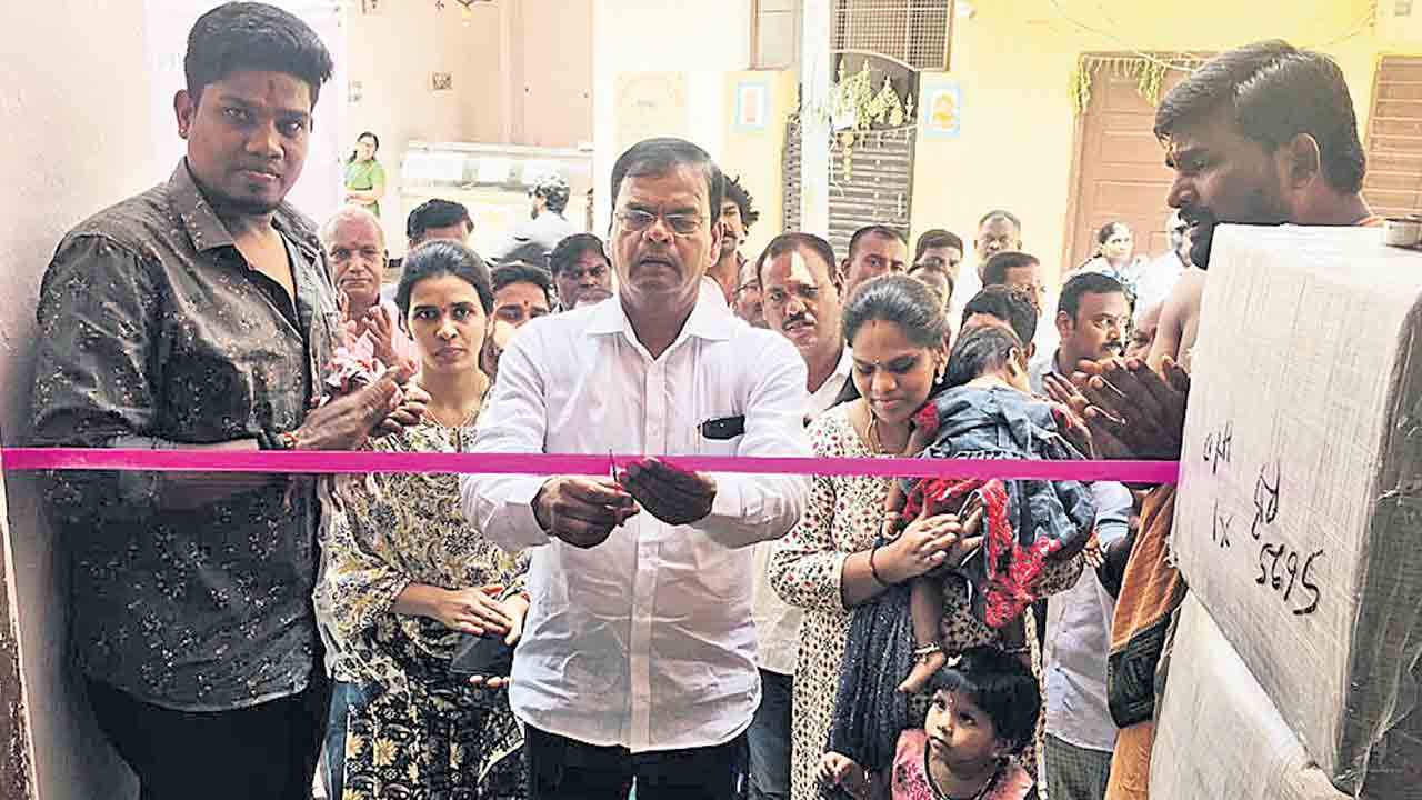 దళితుల జీవితాలకు వెలుగు దళితబంధు