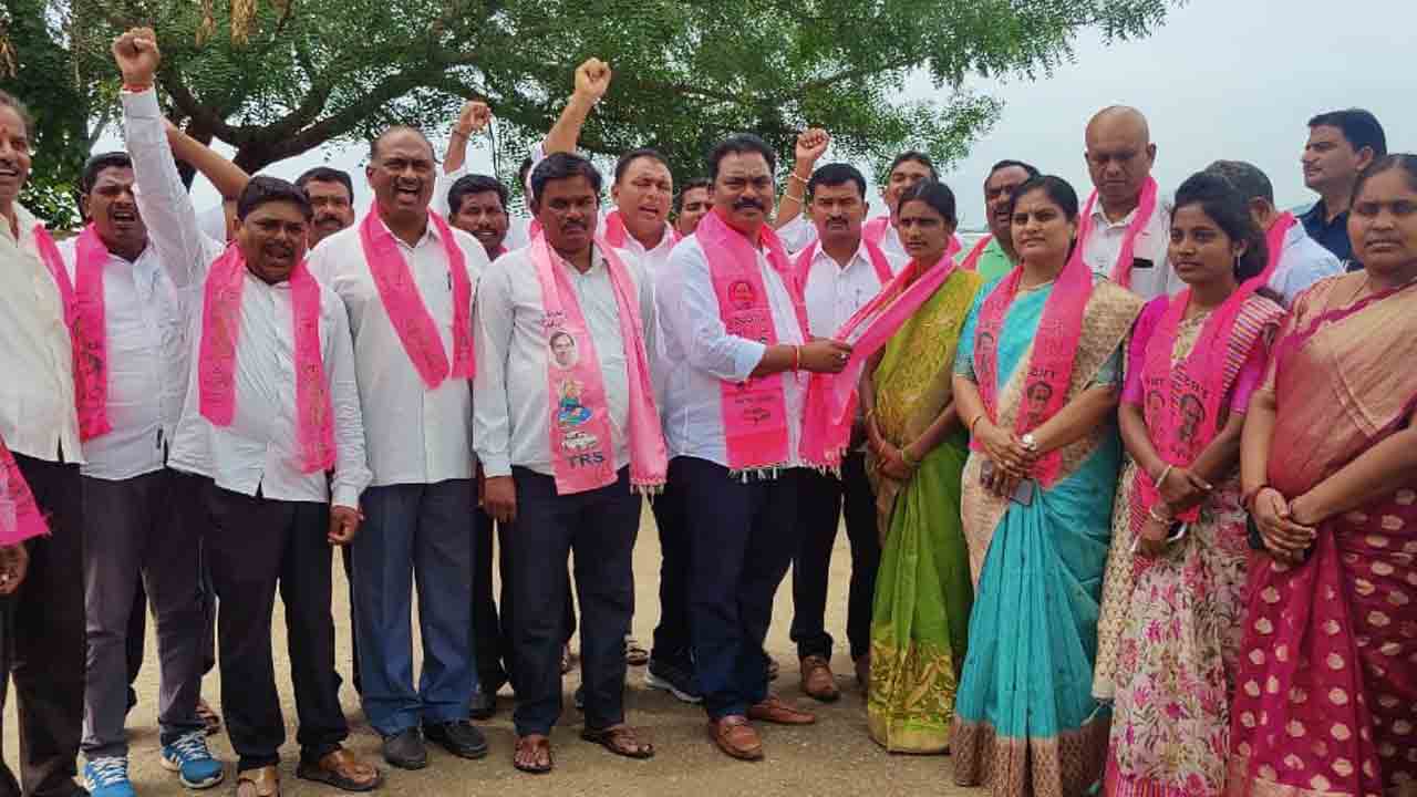 పాలనను చూసే పార్టీకి ఆదరణ
