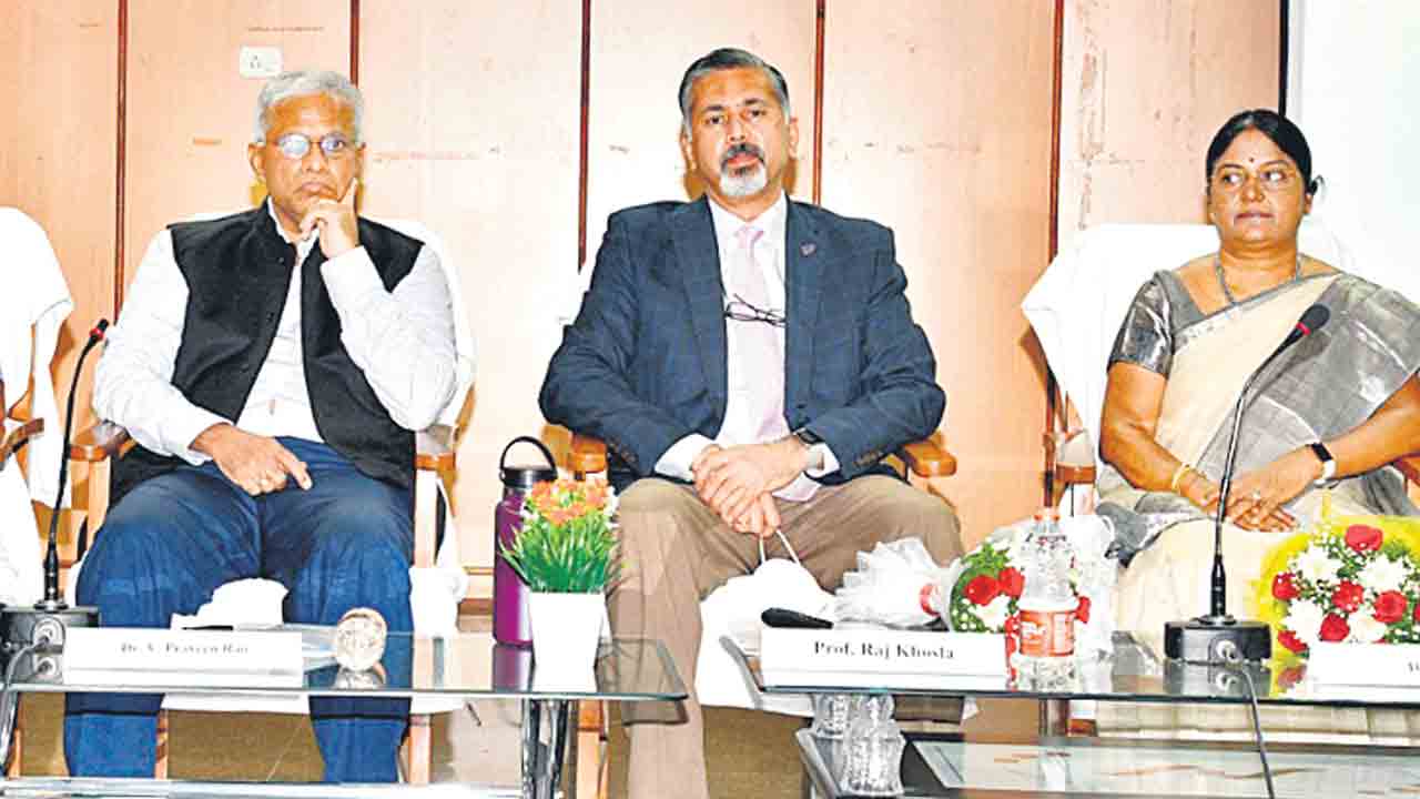 ముందు తరాలకు అనుగుణంగా అగ్రి సేవలు