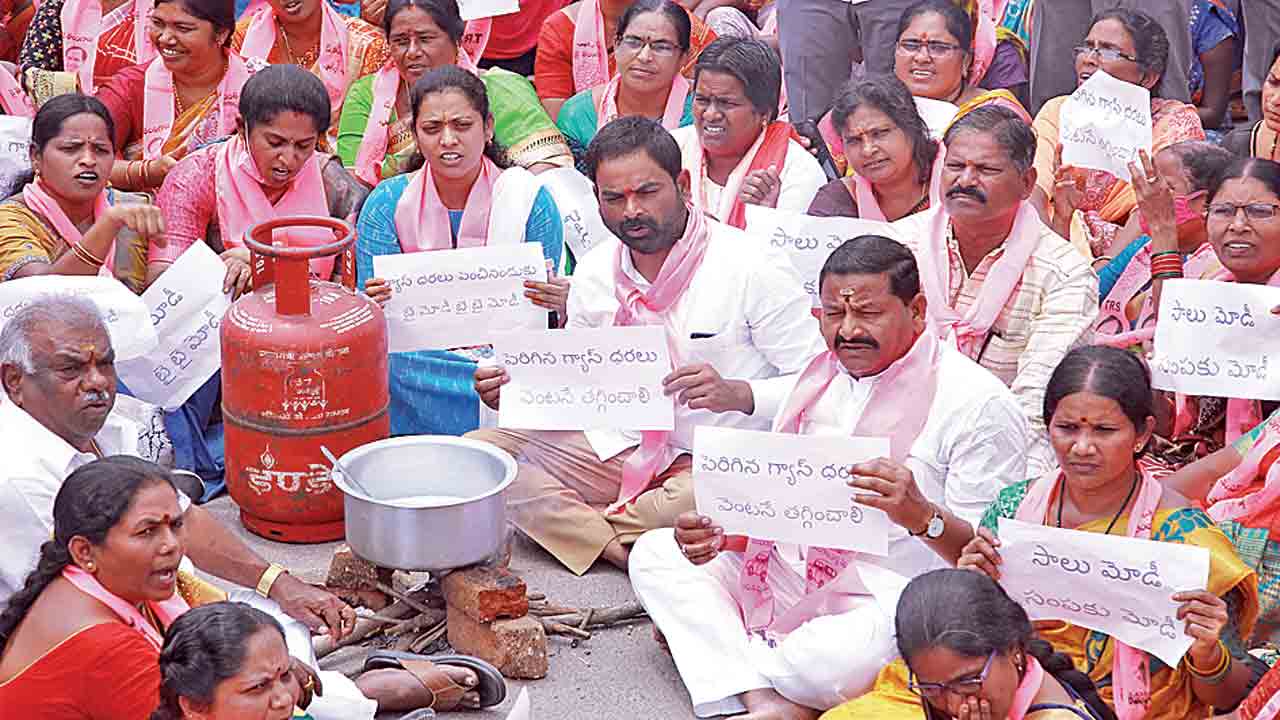 పేదలపై గుదిబండ