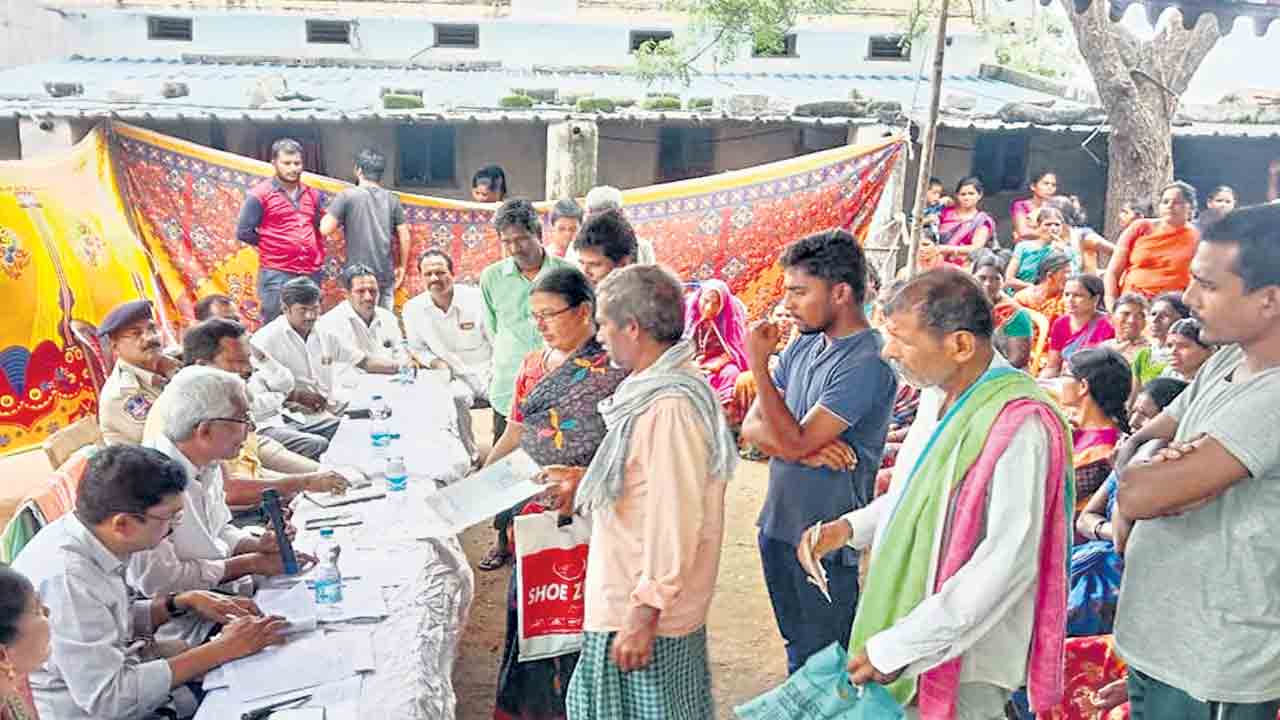 నిర్వాసితులకు న్యాయం చేస్తాం