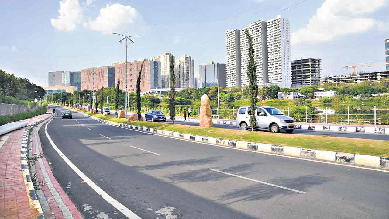 రహదారులు.. రాష్ర్టానికి ప్రగతి బాటలు