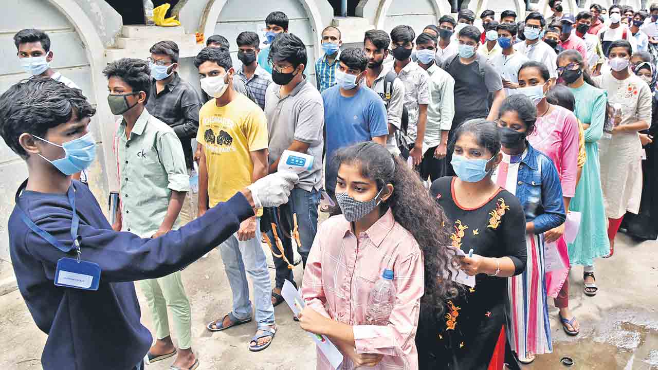 ‘సుదీర్ఘ’ గణితం.. ‘సులభ’ కెమిస్ట్రీ