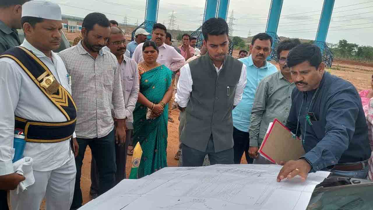 ‘సీతారామ’ పరిసరాలను పర్యాటక ప్రాంతంగా తీర్చిదిద్దాలి