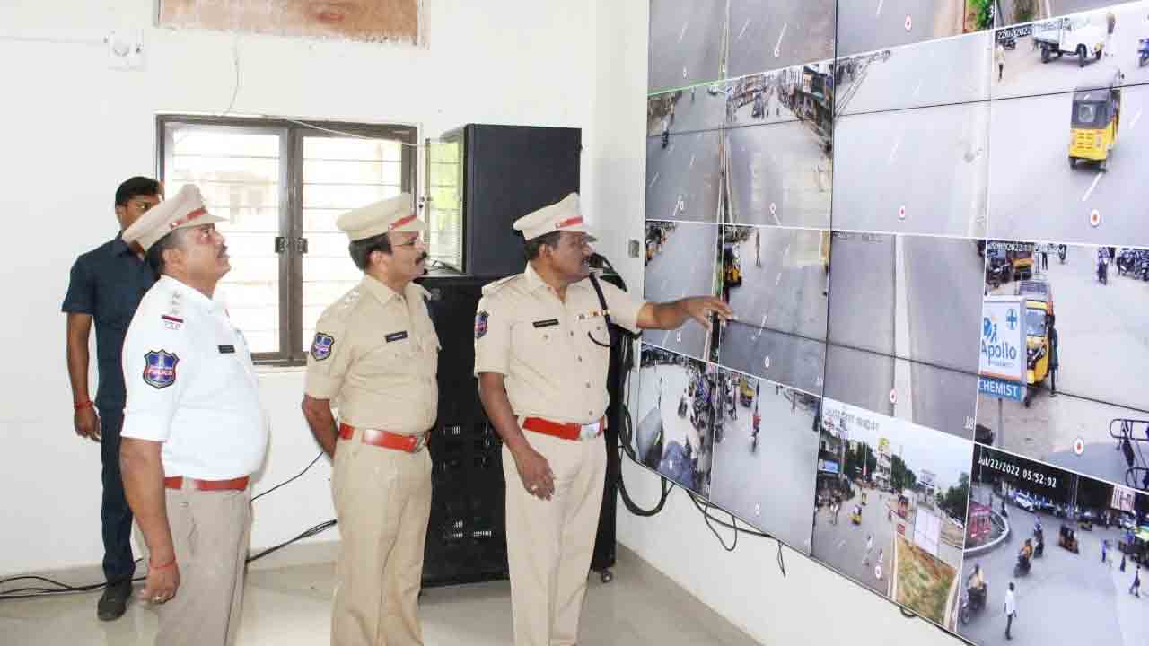 సీసీ కెమెరాల నిఘాలో ఆదిలాబాద్‌