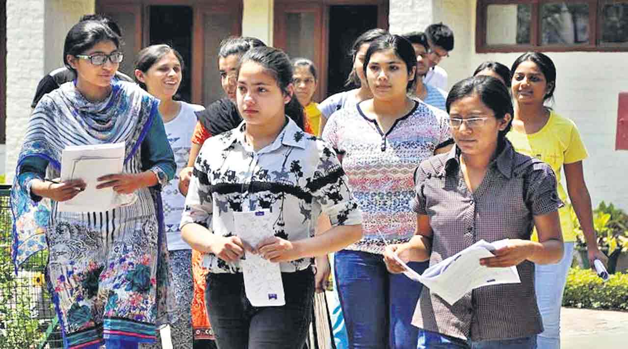 నీట్‌ పీజీ-2021లో మిగిలిన 1,456 సీట్లు