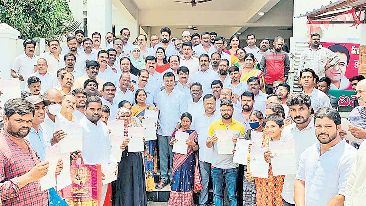 మన సంక్షేమ పథకాలు దేశానికే ఆదర్శం: కేపీ.వివేకానంద్‌..