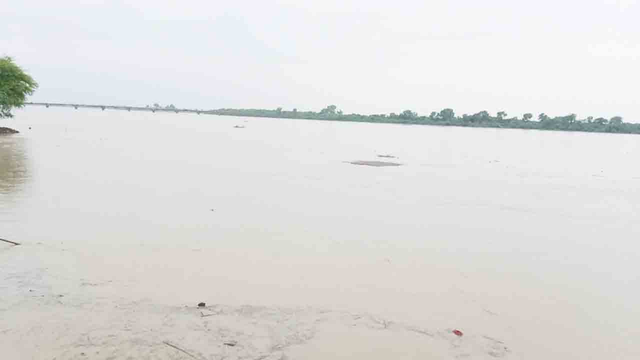 గోదావరి ఉగ్రరూపం