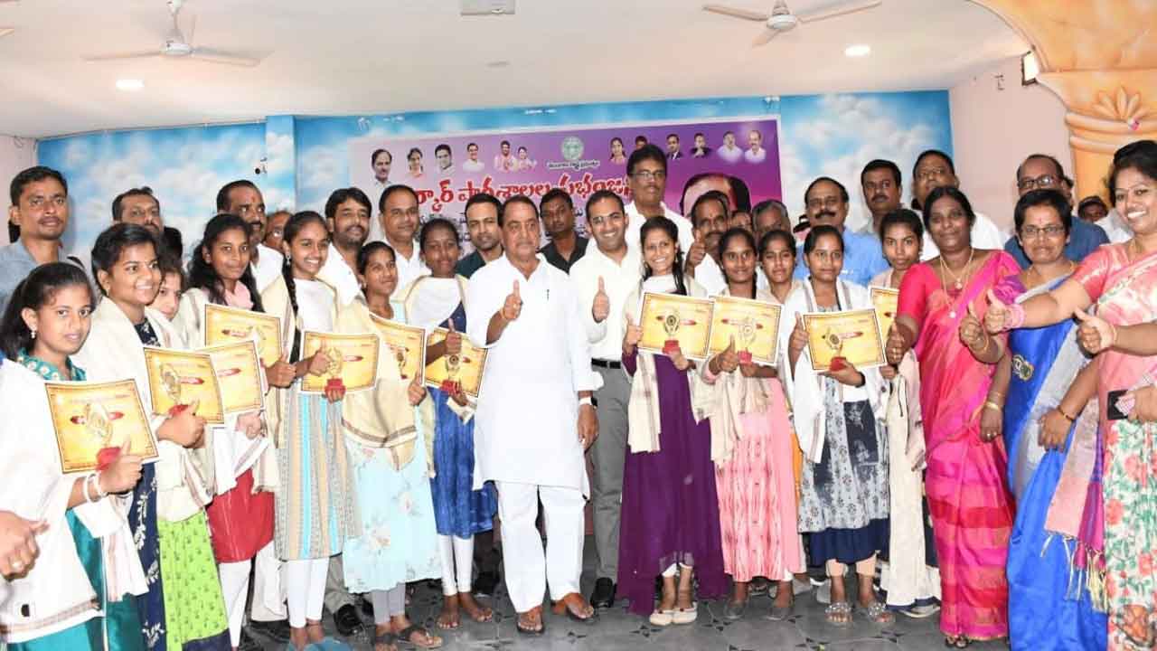 విద్యారంగంలో విప్లవాత్మక మార్పులు