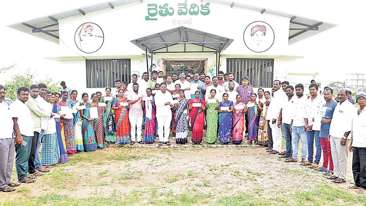 ప్రజా సంక్షేమమే రాష్ట్ర ప్రభుత్వ ధ్యేయం