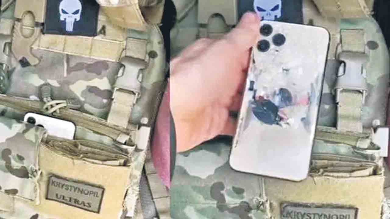 జవాను ప్రాణం కాపాడిన ఐఫోన్‌